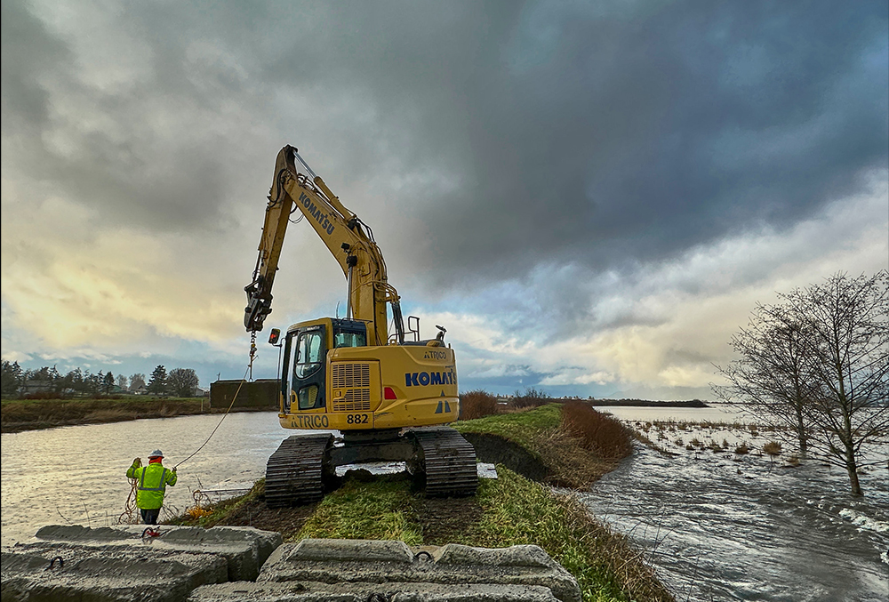 Samish River Dike Repaired by Exceptional Team Effort