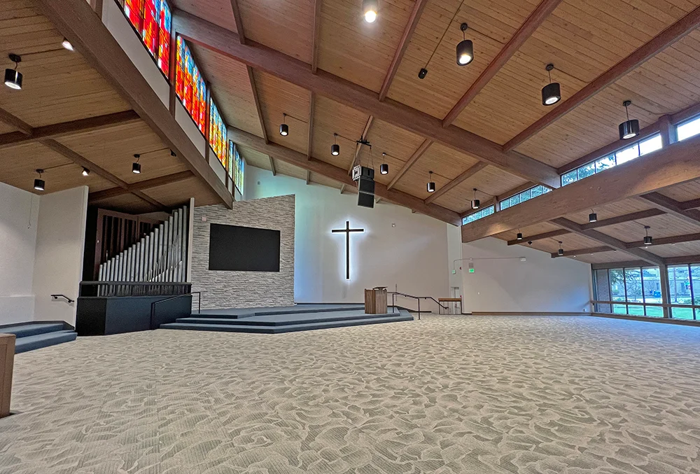 inside Mount Vernon Presbyterian Church